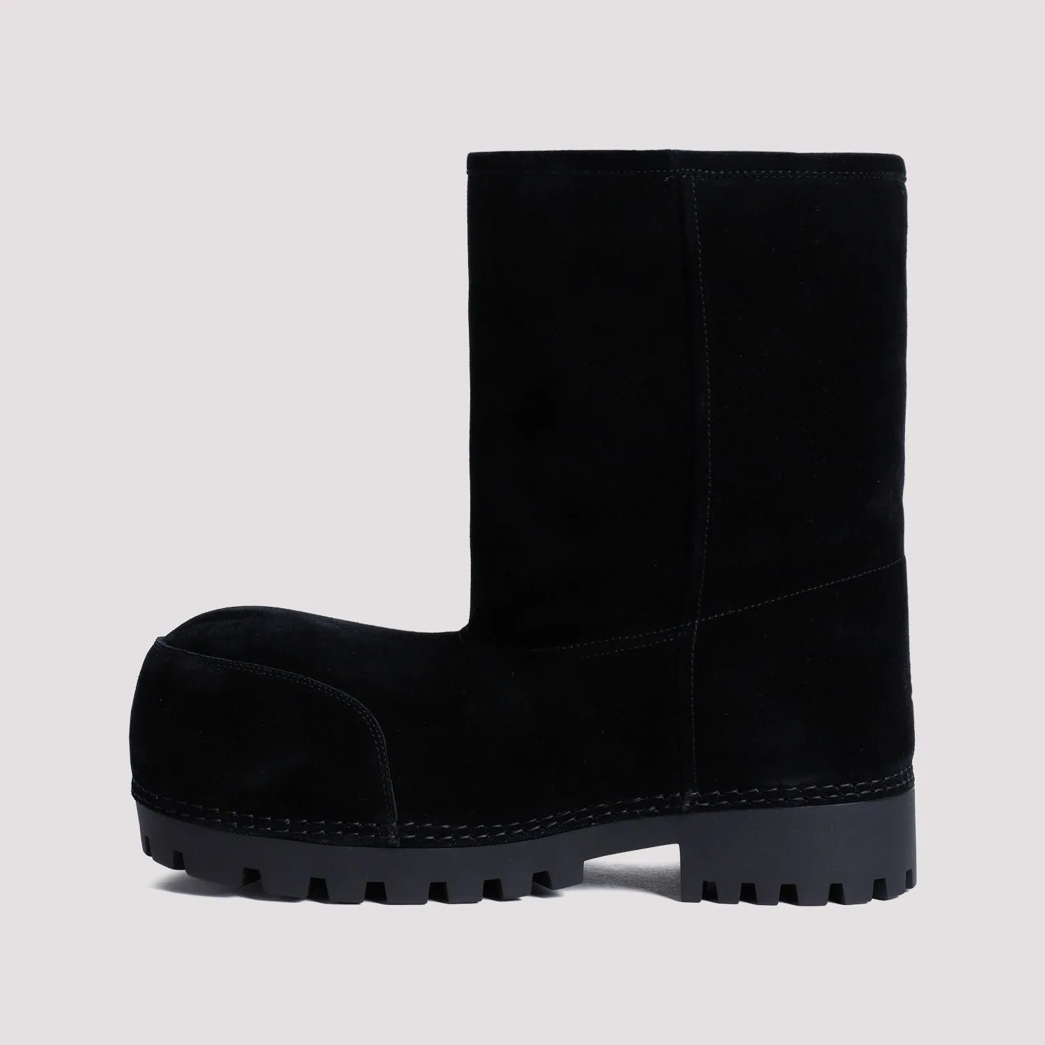 Alaska Black Boots