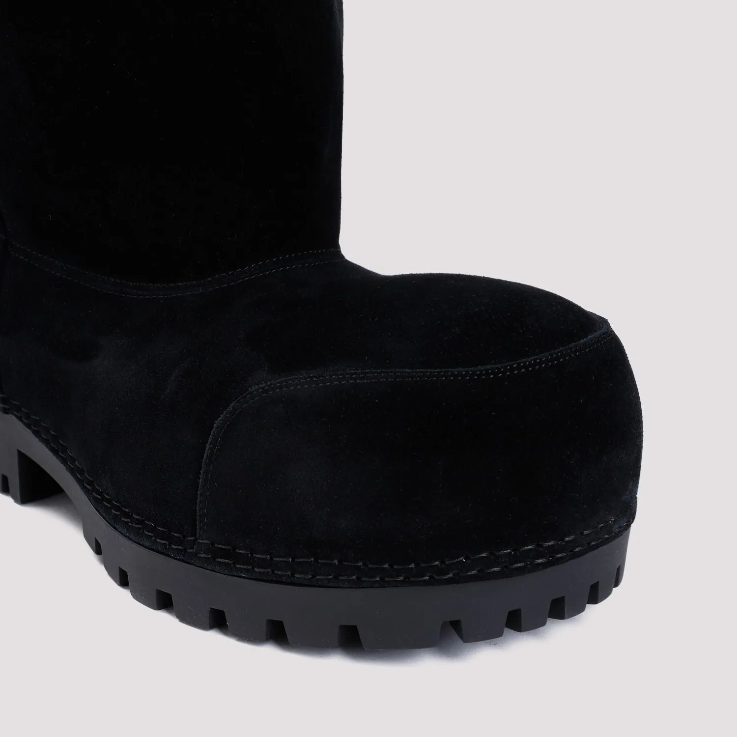 Alaska Black Boots