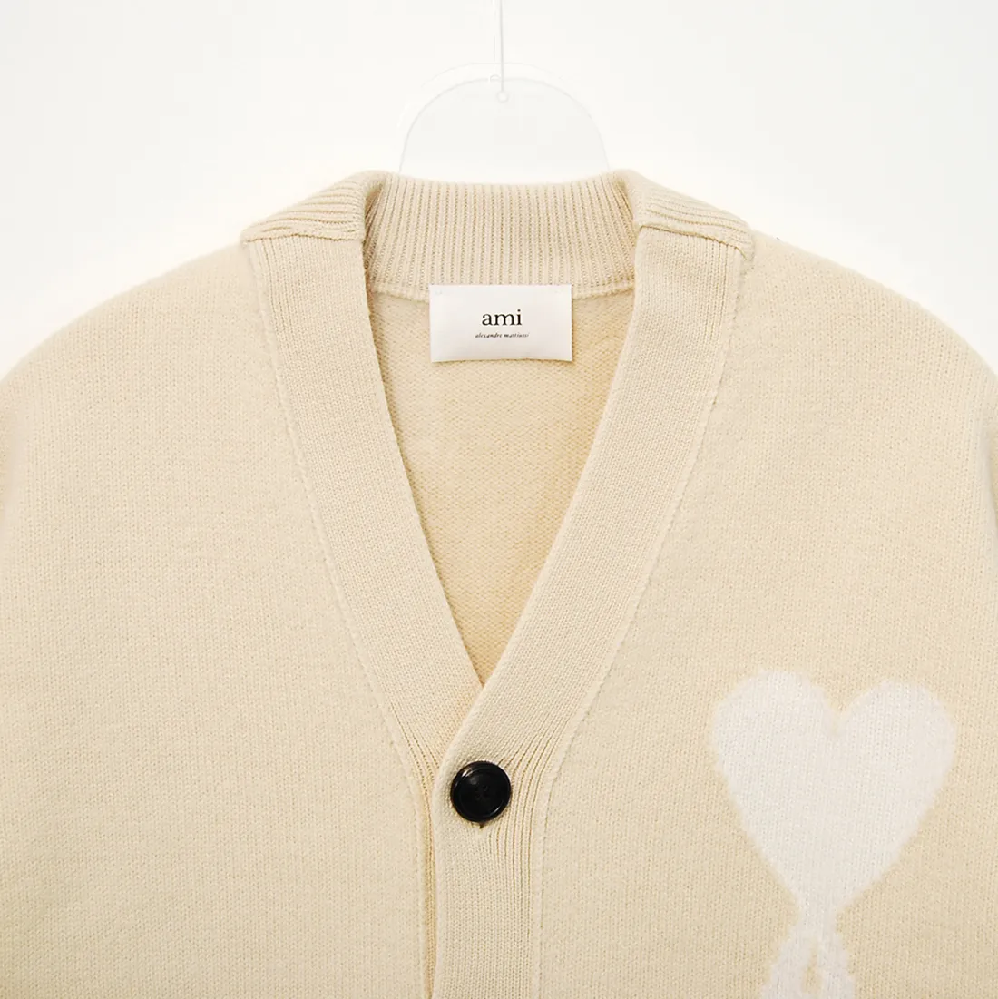 AMI PARIS Unisex Cardigans for Street Style and Office Wear