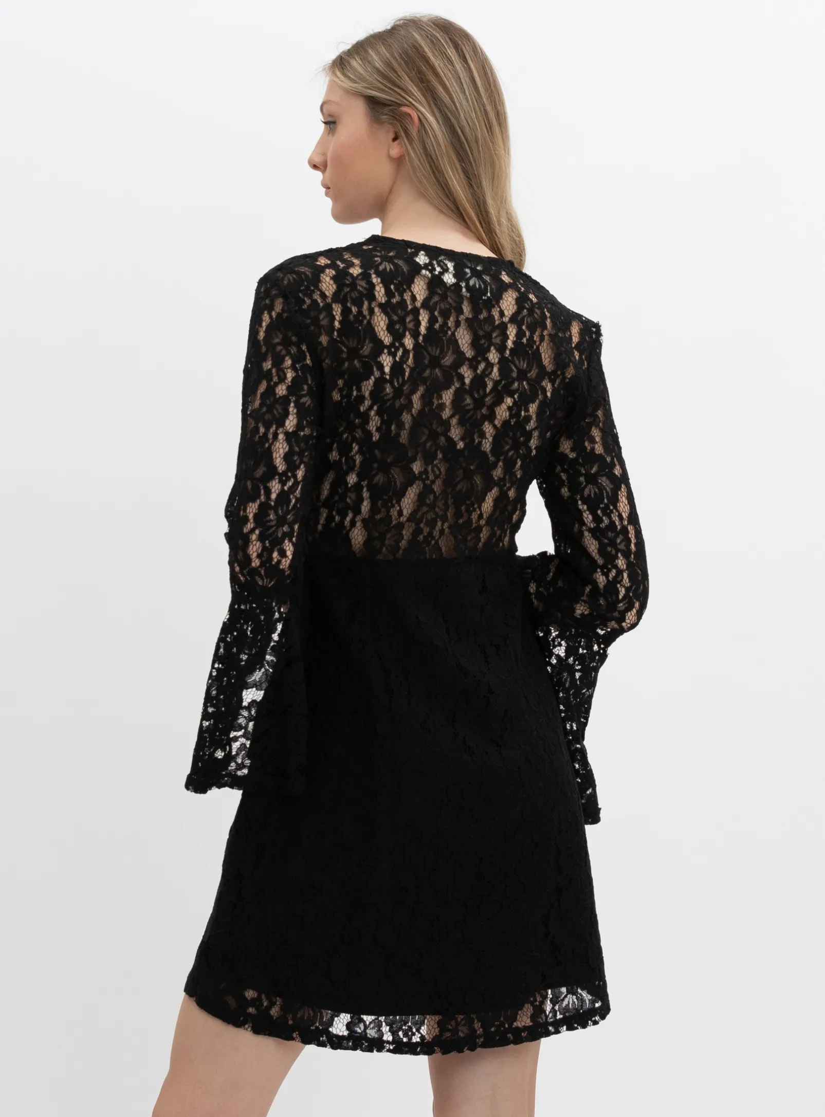 ANETRA Long Sleeve Lace Dress | Robe Manches Longues en Dentelle