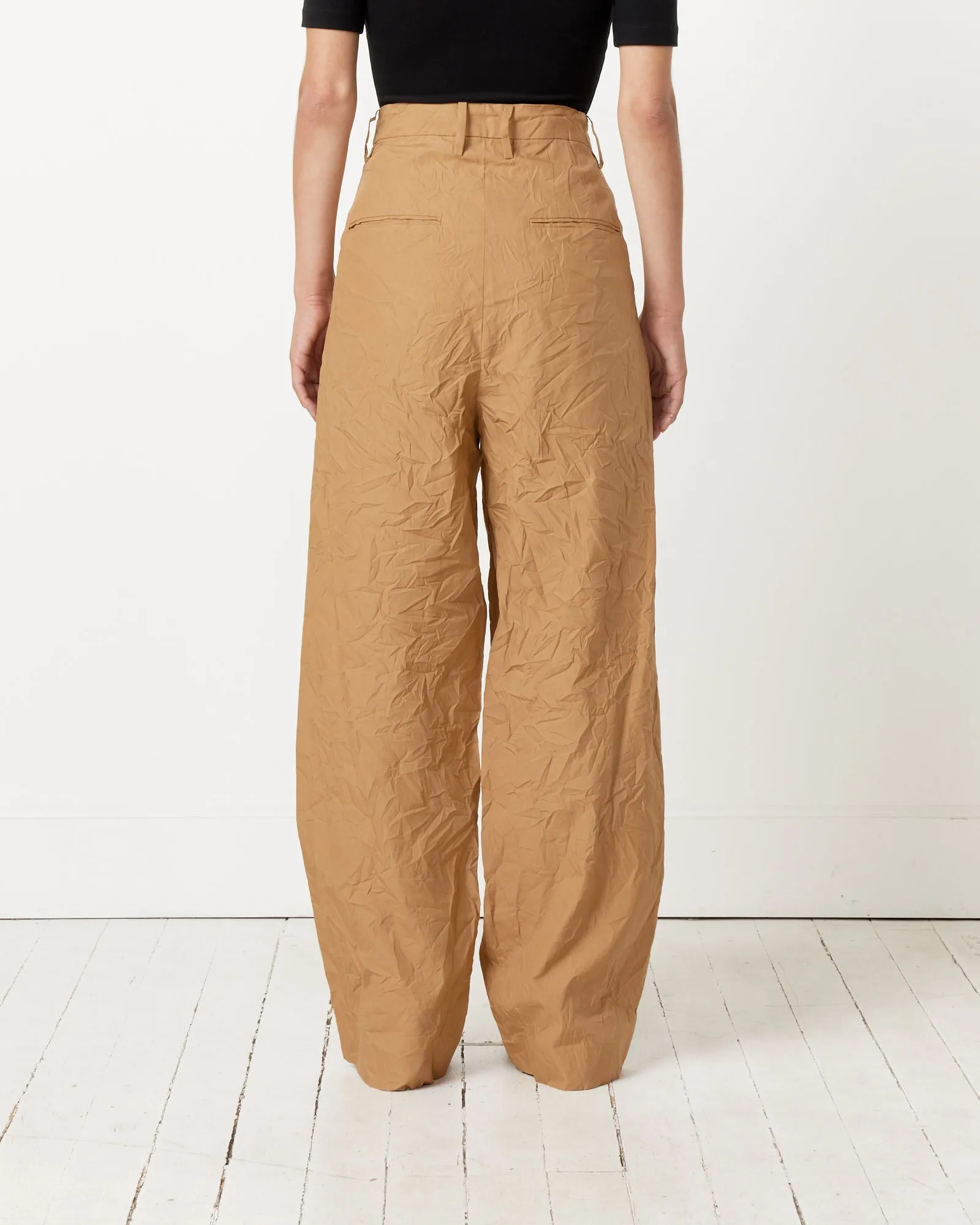 Brown Twill Pants with Wrinkled Design