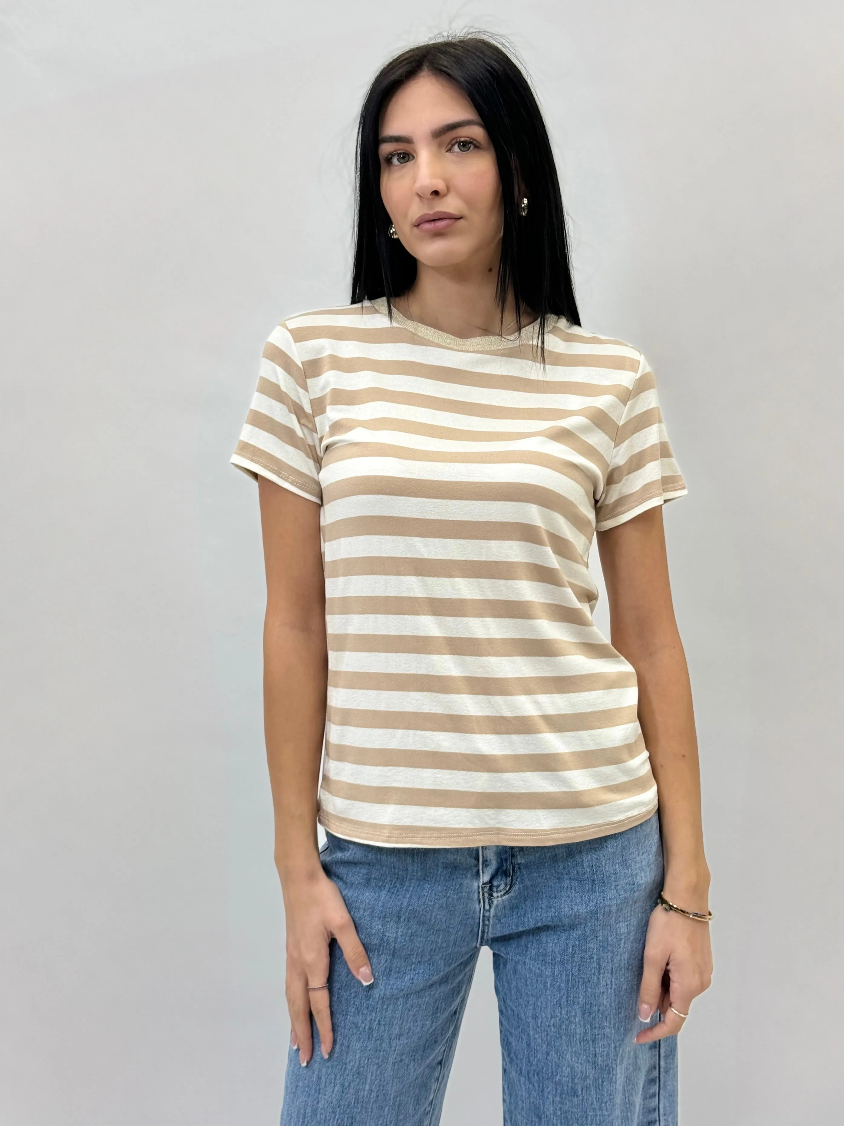 Comfortable striped T-shirt.