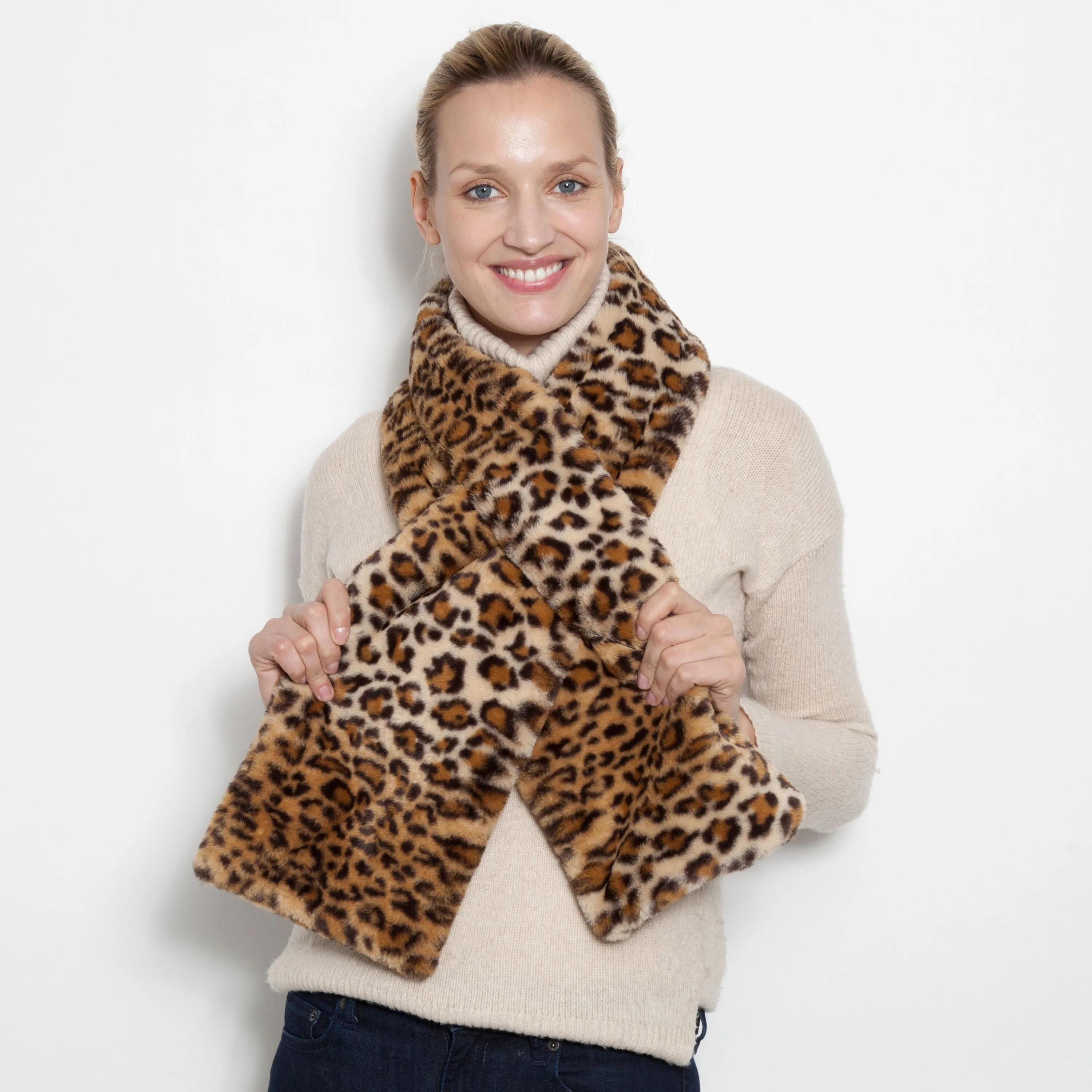 Leopard Print Faux Pull Through Scarf