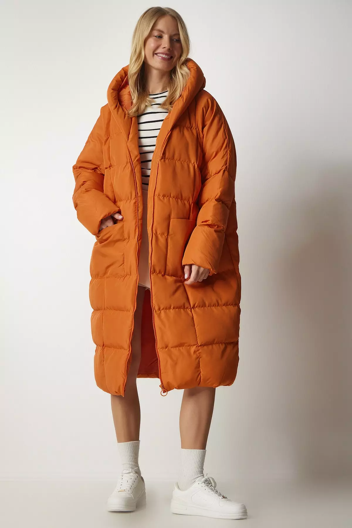 Hooded Long Inflatable Coat for Women in Istanbul - Buy Now