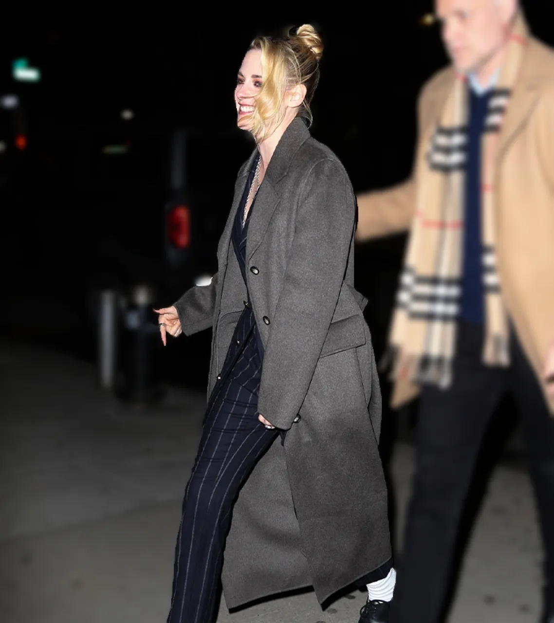 Kristen Stewart Gray Trench Coat 2022