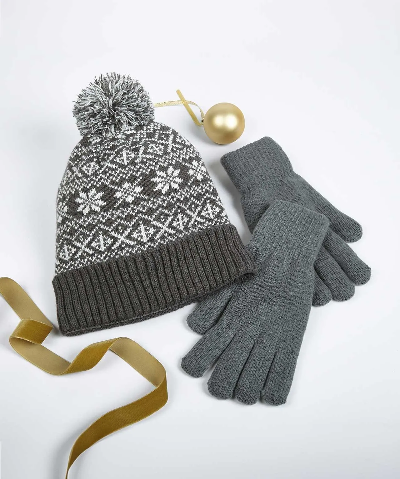 Men's Hat and Gloves Set