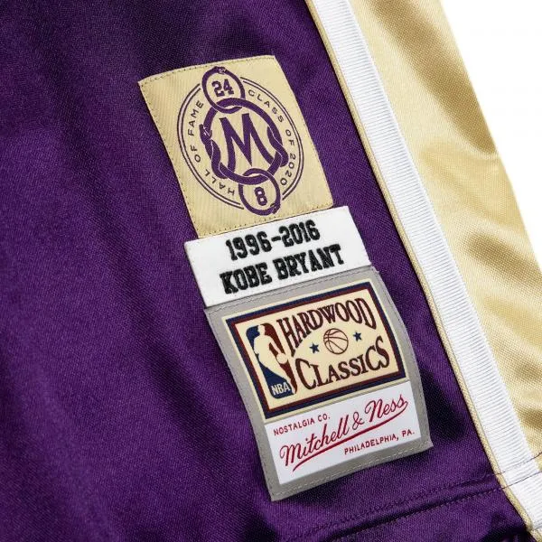 MITCHELL & NESS - Men - Kobe Bryant HOF Los Angeles Lakers Authentic Jersey - Purple