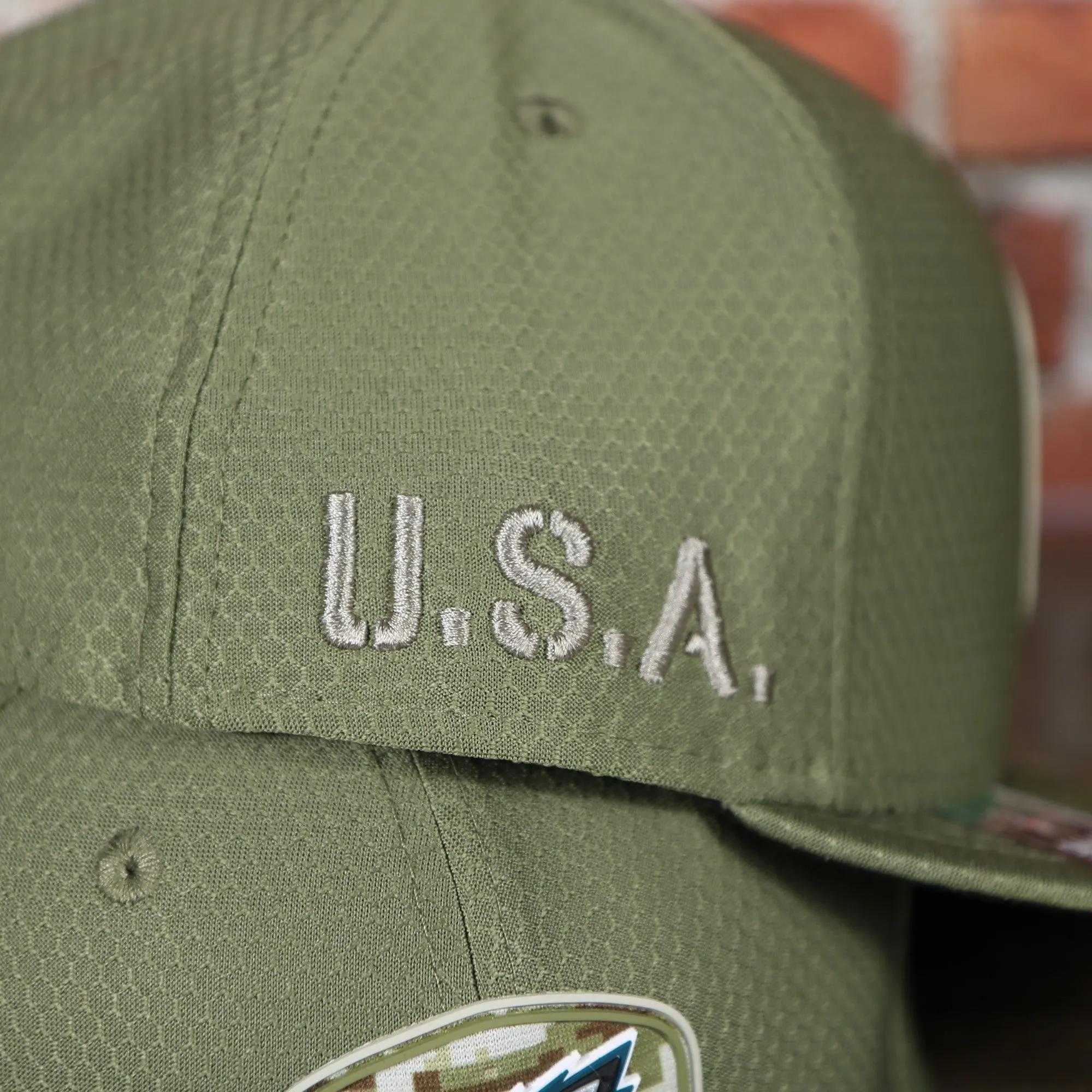 Philadelphia Eagles 2019 Salute To Service Fitted Hat