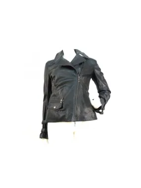 Asymmetric woman jacket by Ruffo.