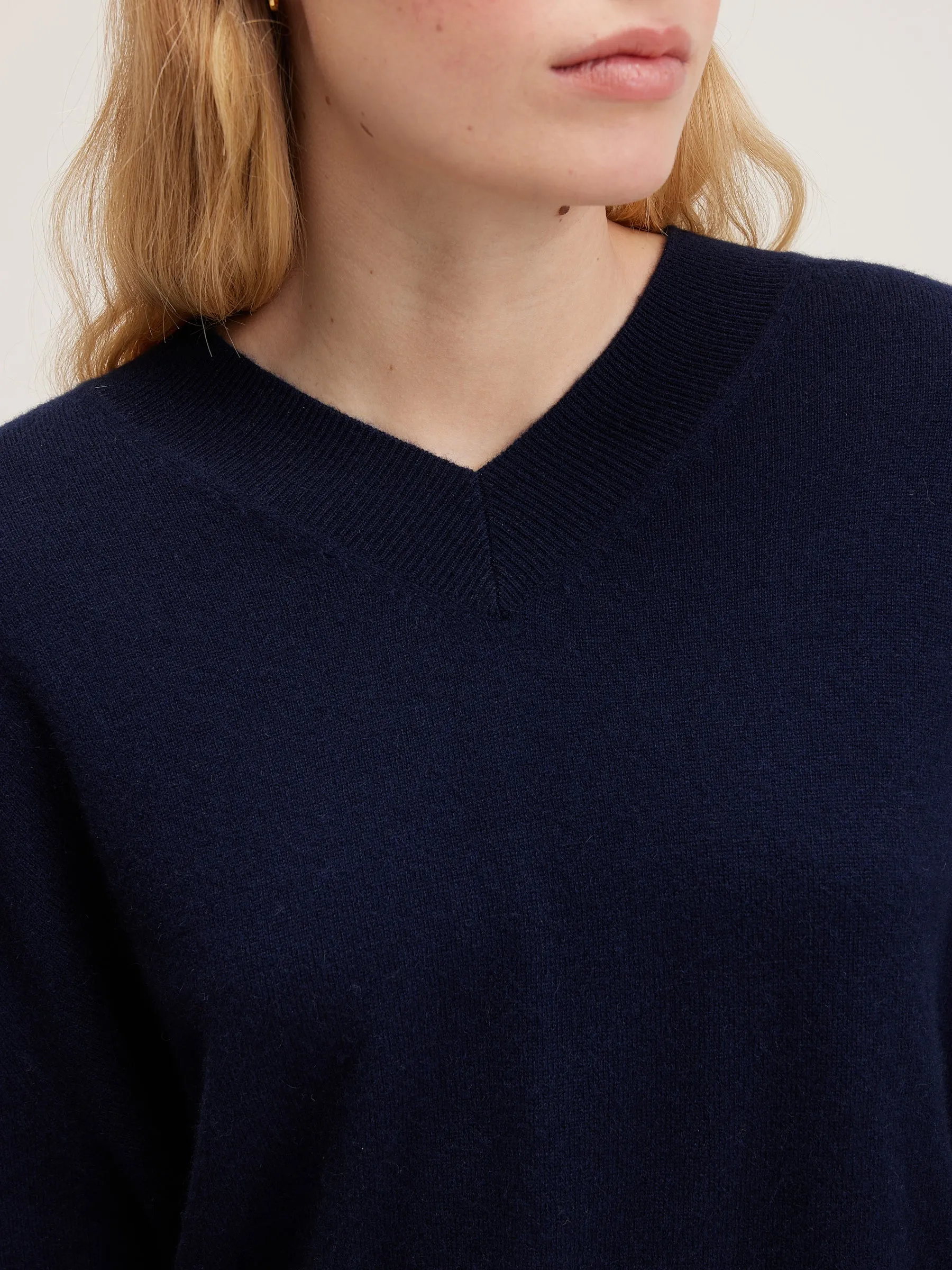 Slax Sweater in Navy Blue - Women's Size 242