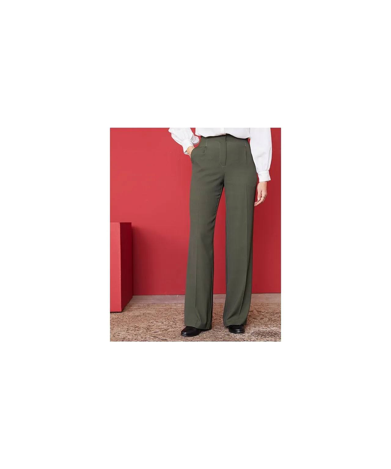 Wide-leg Pleated Trousers Elegant Look