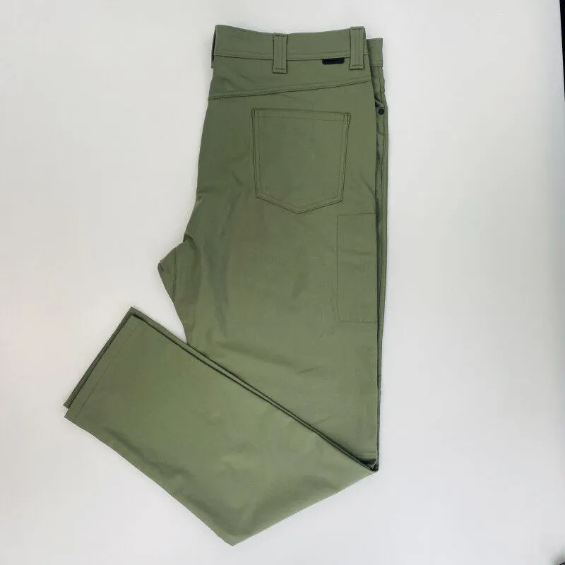 Secondhand Wrangler Fwds 5 Pocket Hiking Pants for Men - Khaki - Size 52